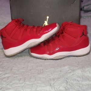 Win like 96' red retro 11s